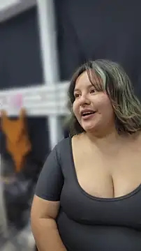 almitapro07 online show from April 2026 12:36:01 PM