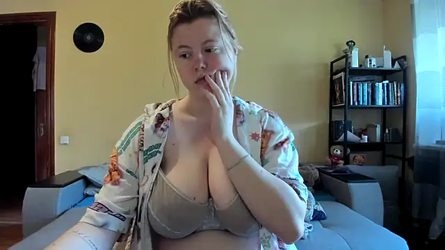 LillyDepp online show from April 2026 01:50:02 PM