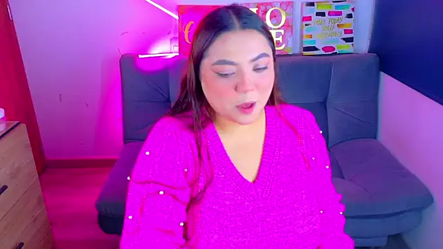 Snapshot of Rebeca_charme21 chatting on November 2025 10:14:01 AM Rebeca charme21 online show from November 2025 10:14:01 AM