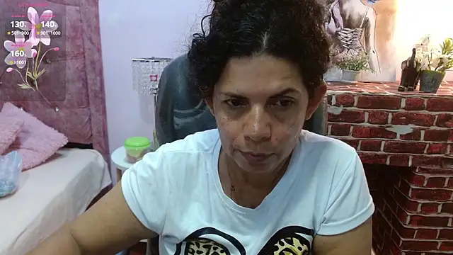 Snapshot of sila_bolum chatting on April 2026 02:44:01 AM sila bolum online show from April 2026 02:44:01 AM