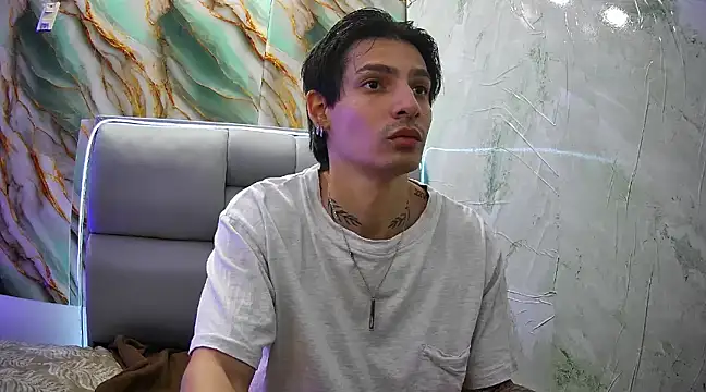 Apolo Hidalgo01 online show from January 2025 04:06:01 PM