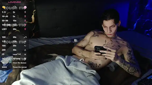 Apolo Hidalgo01 online show from February 2026 10:55:01 PM