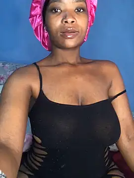 Snapshot of NunuBerry16 chatting on December 2024 02:19:02 AM NunuBerry16 online show from December 2024 02:19:02 AM