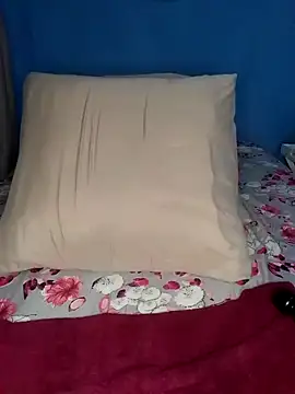 Snapshot of NunuBerry16 chatting on February 2025 02:07:02 AM NunuBerry16 online show from February 2025 02:07:02 AM