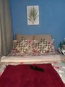 Snapshot of NunuBerry16 chatting on February 2025 12:16:01 AM NunuBerry16 online show from February 2025 12:16:01 AM