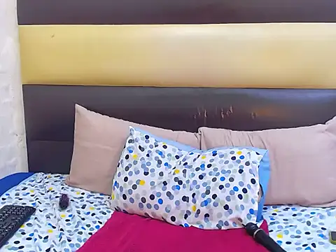 Snapshot of NunuBerry16 chatting on February 2026 09:11:01 PM NunuBerry16 online show from February 2026 09:11:01 PM