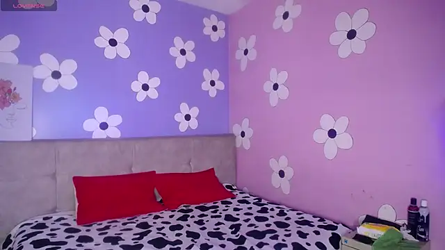 Eimyflorian online show from February 2025 05:51:02 PM