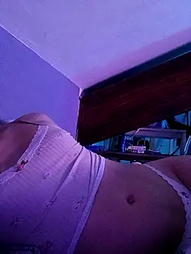 Snapshot of trannyfrench422 chatting on September 2025 11:27:02 PM trannyfrench422 online show from September 2025 11:27:02 PM