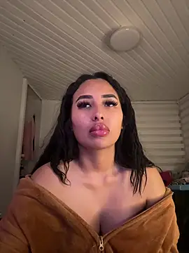 Anily Lovely online show from May 2026 01:11:01 AM