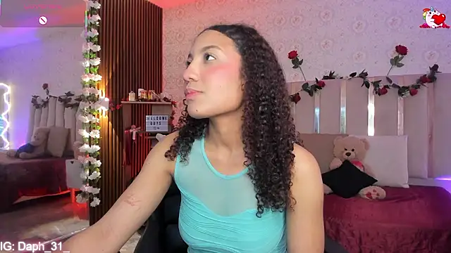 Daphnne tay online show from March 2026 03:23:02 AM