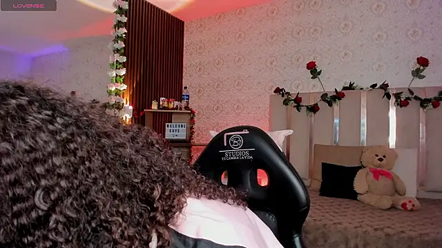 Daphnne tay online show from March 2026 04:08:02 AM