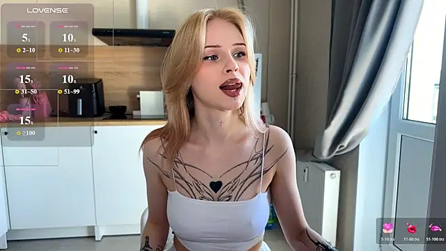 lisa barbie online show from May 2026 09:03:01 AM