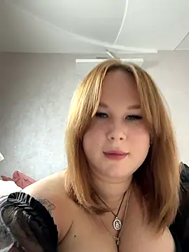 Emmy Greis online show from November 2025 06:51:01 PM