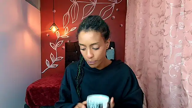 Zia Green online show from January 2025 03:33:02 PM