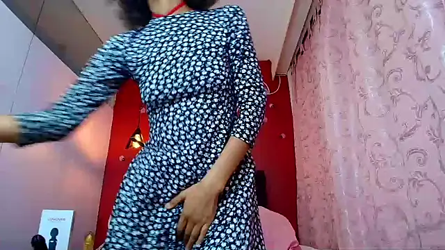 Zia Green online show from February 2025 06:41:01 PM