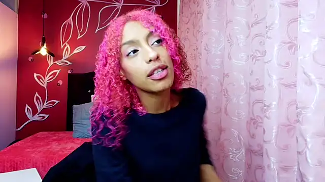 Zia Green online show from March 2025 12:06:02 PM