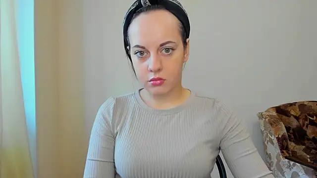 Snapshot of Sabrina_Lavv chatting on September 2025 08:05:02 AM Sabrina Lavv online show from September 2025 08:05:02 AM