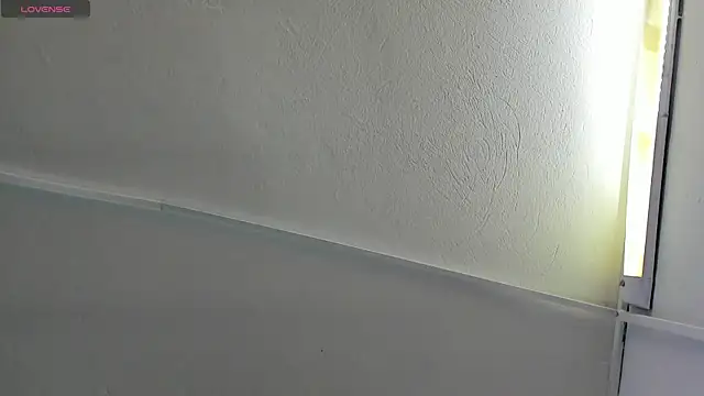 Snapshot of Amy_Kiitty_ chatting on September 2025 12:43:02 PM Amy Kiitty online show from September 2025 12:43:02 PM