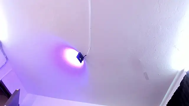 Snapshot of Amy_Kiitty_ chatting on November 2025 12:36:02 PM Amy Kiitty online show from November 2025 12:36:02 PM