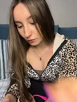 viviandaimond1 online show from February 2025 07:52:02 PM