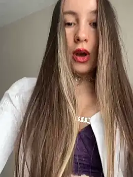 viviandaimond1 online show from March 2025 12:45:01 PM