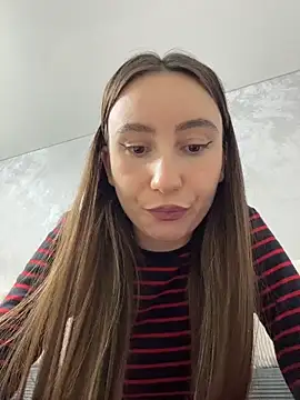 viviandaimond1 online show from December 2025 09:02:01 PM