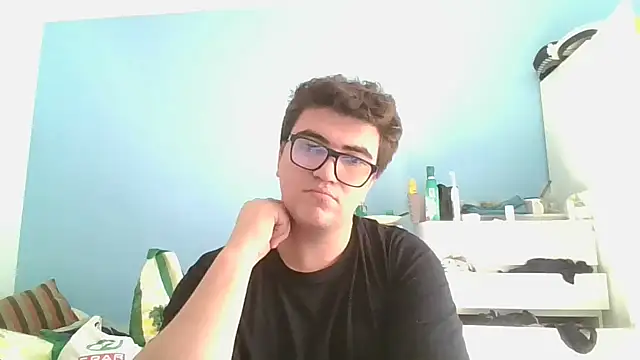 Snapshot of sorolla12 chatting on December 2025 02:33:01 PM sorolla12 online show from December 2025 02:33:01 PM