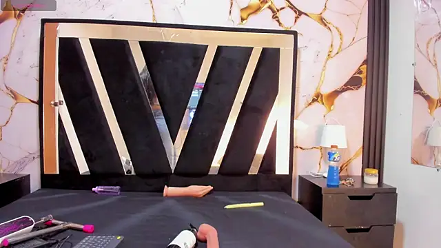 KarinaSimonz online show from January 2026 08:03:02 PM