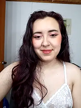 Emi chik online show from January 2025 10:39:01 AM