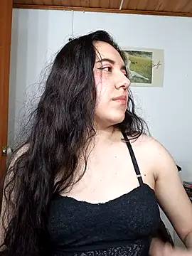 Emi chik online show from November 2025 11:31:02 AM