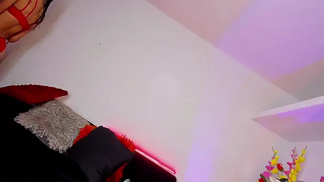 Snapshot of Eyleen_Santos chatting on December 2025 08:27:01 PM Eyleen Santos online show from December 2025 08:27:01 PM