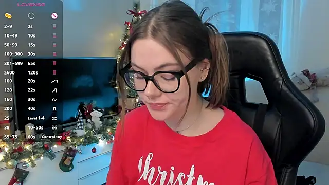 Snapshot of Marta_May_ chatting on January 2025 01:32:01 AM Marta May online show from January 2025 01:32:01 AM