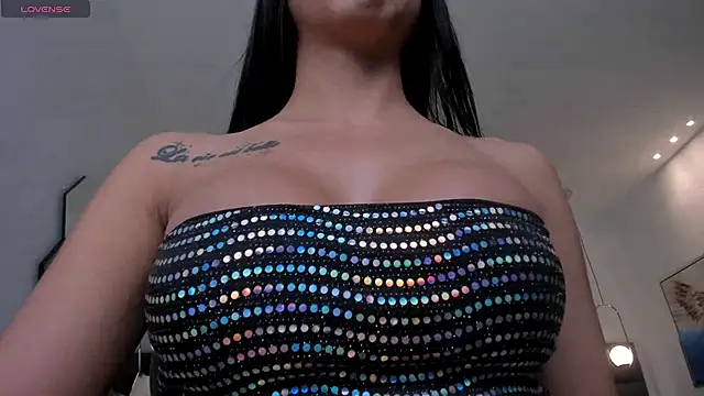 Snapshot of KatieNolan_1 chatting on January 2025 06:40:02 PM KatieNolan 1 online show from January 2025 06:40:02 PM