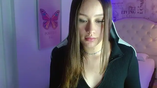 Snapshot of Ivyy_Crystal chatting on February 2025 09:04:01 PM Ivyy Crystal online show from February 2025 09:04:01 PM