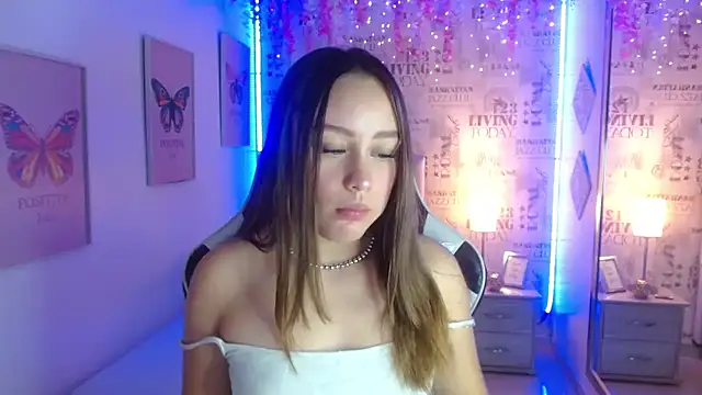 Snapshot of Ivyy_Crystal chatting on March 2025 11:48:01 PM Ivyy Crystal online show from March 2025 11:48:01 PM