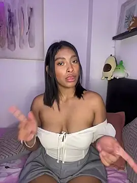 Snapshot of Isabella_fasilier chatting on February 2025 12:33:01 AM Isabella fasilier online show from February 2025 12:33:01 AM