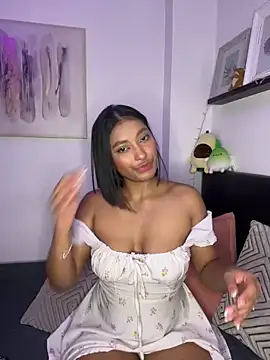 Snapshot of Isabella_fasilier chatting on February 2025 11:22:02 PM Isabella fasilier online show from February 2025 11:22:02 PM