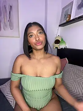 Snapshot of Isabella_fasilier chatting on February 2025 12:13:01 AM Isabella fasilier online show from February 2025 12:13:01 AM