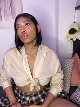 Snapshot of Isabella_fasilier chatting on February 2025 06:45:01 AM Isabella fasilier online show from February 2025 06:45:01 AM