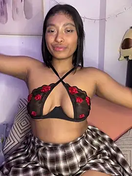 Snapshot of Isabella_fasilier chatting on February 2025 03:12:01 AM Isabella fasilier online show from February 2025 03:12:01 AM