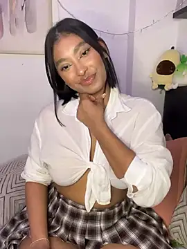 Snapshot of Isabella_fasilier chatting on February 2025 12:52:02 AM Isabella fasilier online show from February 2025 12:52:02 AM