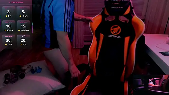 Sebuleczek online show from September 2025 12:48:02 AM