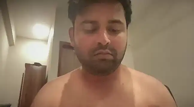 Snapshot of showoff_99 chatting on January 2025 11:44:02 AM showoff 99 online show from January 2025 11:44:02 AM