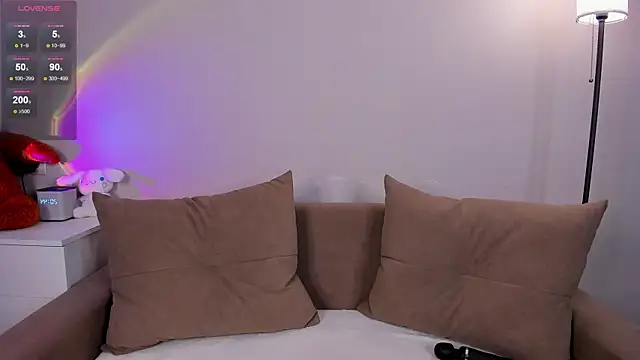 Snapshot of Elechka chatting on February 2026 01:45:02 PM Elechka online show from February 2026 01:45:02 PM