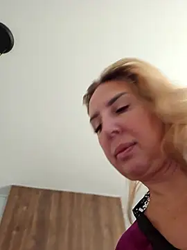 MariaRichi  online show from November 2025 07:44:02 AM