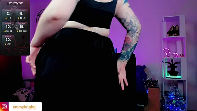 Snapshot of Emmybrightj_ chatting on January 2025 06:05:01 AM Emmybrightj online show from January 2025 06:05:01 AM