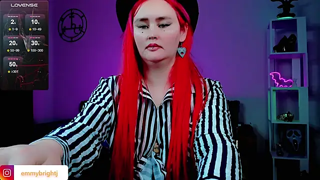 Snapshot of Emmybrightj_ chatting on January 2025 06:56:01 AM Emmybrightj online show from January 2025 06:56:01 AM