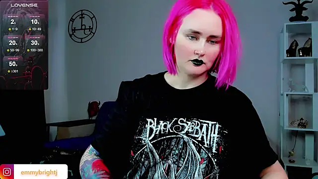 Snapshot of Emmybrightj_ chatting on January 2025 06:03:01 AM Emmybrightj online show from January 2025 06:03:01 AM