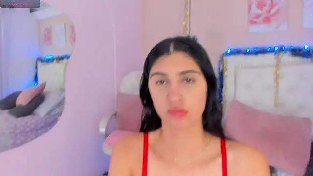 Ashley Evans18 online show from December 2024 11:33:02 AM