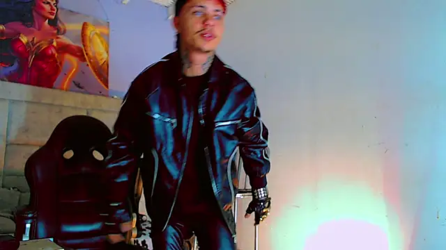 HannibalLester online show from October 2025 05:08:01 AM